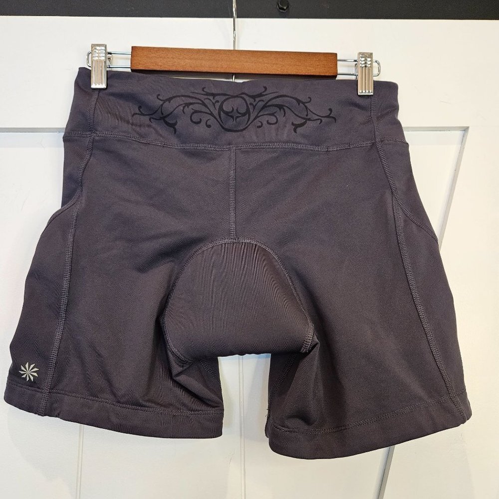 Athleta Cycling, Biking, Spin Padded Shorts Scroll Design Back, Size Medium